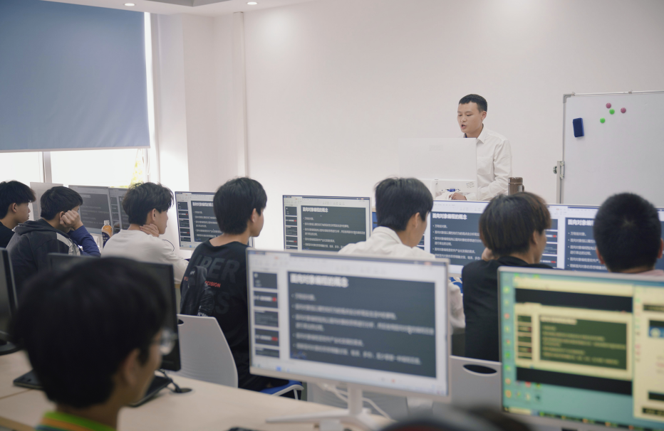 ǰ�˹��̎���β��ܓ��в���(hu��)�^(gu��)�r(sh��)�ļ�����