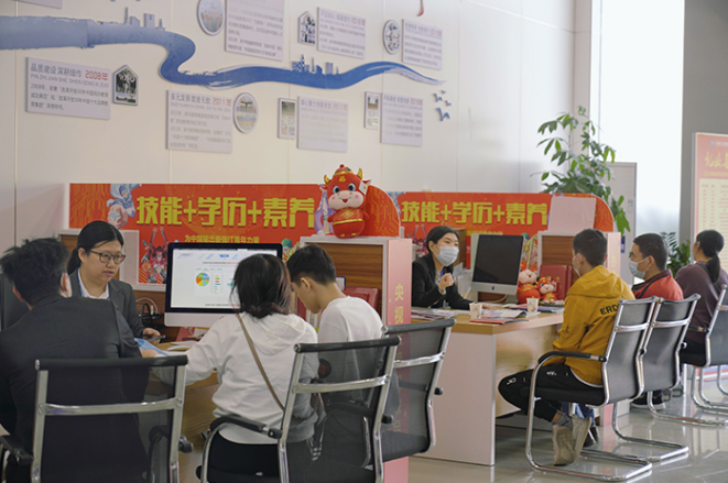 ��ռ�șC���ɲſ���һ��|�V�����A2022�����A��������M������