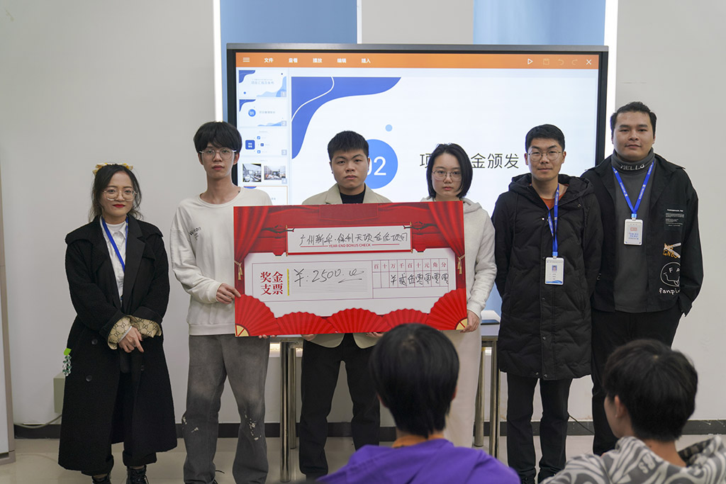 VR�h(hu��n)��ˇ�g(sh��)�O(sh��)Ӌ�����I(y��)��I(y��)�(xi��ng)Ŀ�����C�l(f��)�xʽ�ɹ��e��