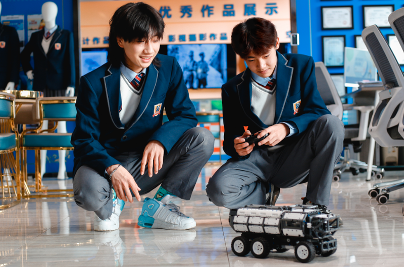 �ոߺ�У�к΅^(q��)�e�� �x��У����(sh��)�F(xi��n)������܇