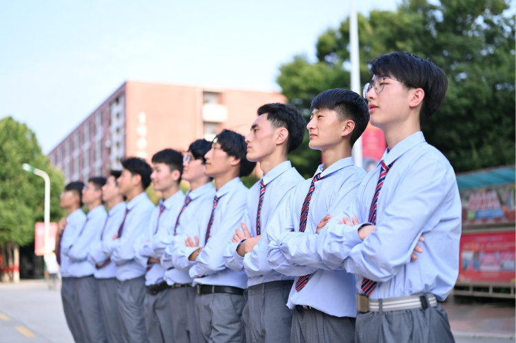 �����A�W�û�(li��n)�W(w��ng)���g�����ܵǵĸ������ߵĸ��h