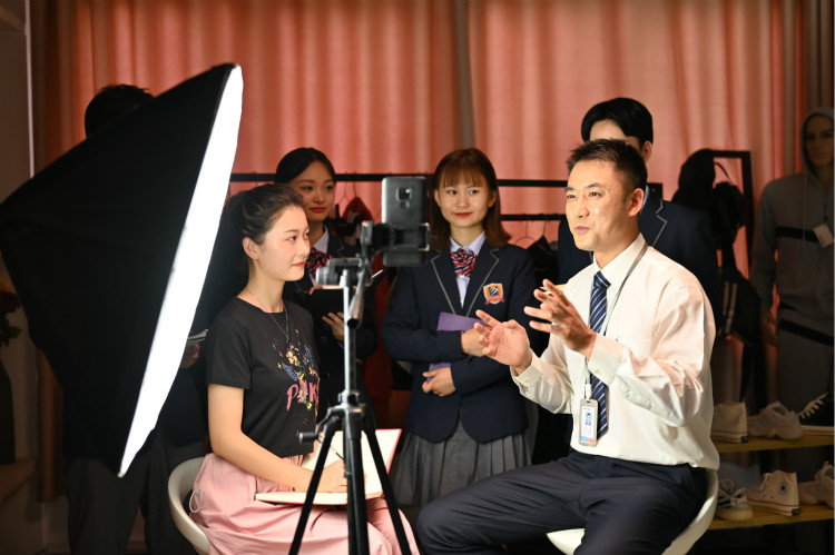 ����������(zh��n)�����֡�����ҕ�l���������������