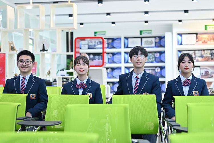 @���ЬF(xi��n)�ړ�У�ČW(xu��)�������L(zh��ng)�����^(gu��)�@������?z��ng)Q����