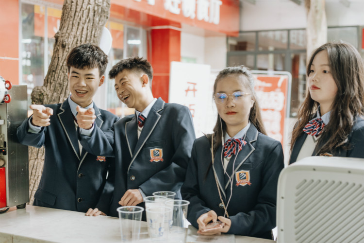 ��ʲô��Ҷ��ڌW(xu��)��(li��n)�W(w��ng)?���֌W(xu��)��X,ԓ�ĺΌW(xu��)��?